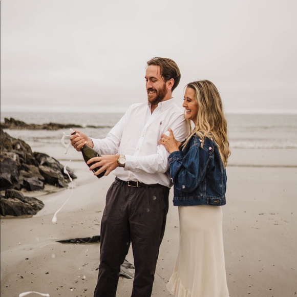 Meet your Posher, Alyssa - Picture 3 of 6